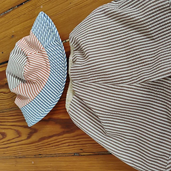 Orange and Blue Foldable Summer Hats - Picture 2 of 5